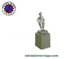 Le militaire assis en métal pour miniatures France Jouets au 1/55e