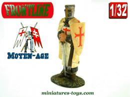 Le chevalier de l'ordre du temple au XIIe en figurine par Frontline Figures 1/32e