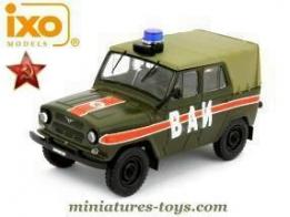 La voiture Gaz YA3-469 Police russe en miniature par Ixo Models au 1/43e