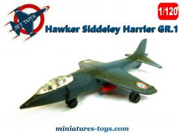 Le chasseur anglais Harrier GR1 en avion miniature au 1/120e