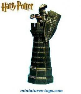 Une tour noire du jeu d'échecs Harry Potter