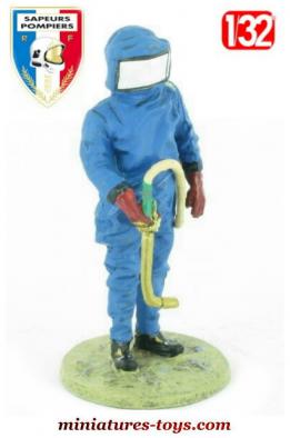 Le pompier français en tenue hyménoptères par Cobra Del Prado au 1/32e