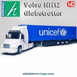 Le Volvo NH12 Globetrotter semi remorque Unicef miniature Hongwell au 1/32e