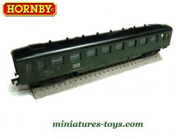 Un duo de voitures voyageurs Forestier en miniatures par Hornby au H0