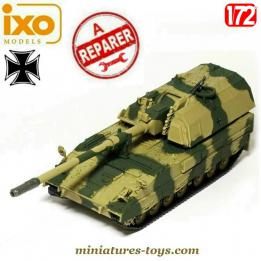 L'automoteur allemand Panzerhaubitze 2000 d'Ixo models au 1/72e a réparer