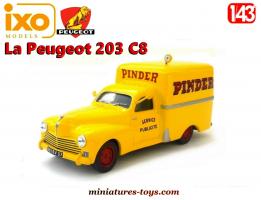 La Peugeot 203 C8 du cirque Pinder en miniature par Ixo Models au 1/43e