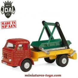 Le camion Pegaso benne basculante en miniature vintage de Joal au 1/50e