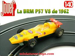 La Formule 1 BRM P57 jaune avec aileron miniature pour circuit Jouef au 1/43e