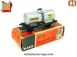 Le wagon citerne Algeco BP en miniature par Jouef au H0 HO