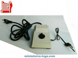 Le transformateur Jouef 220-12 Volts n°9164 pour trains électriques miniatures