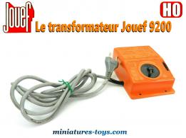 Un transformateur Jouef 9200 orange pour trains électriques miniatures