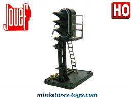 Le signal ferroviaire lumineux 3 feux en miniature de Jouef au H0 HO