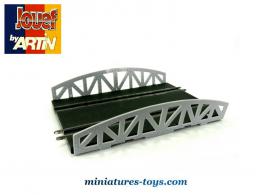 Un rail pont pour circuit de voitures de courses Jouef Artin Slot-racing
