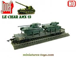 Le wagon Jouef transportant deux chars AMX 13 en miniature militaires au HO