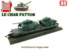 Le wagon Jouef transportant deux chars Patton en miniature militaires au HO