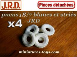 Les quatre pneus 18/7 blancs et striés pour camions miniatures JRD