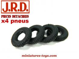 Les quatre pneus 18/7 noirs et striés pour camions Berliet Unic miniatures JRD