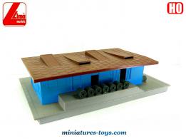 La gare de marchandises pour trains miniatures par Lima au H0 HO