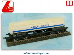Le wagon citerne blanc Marcel Millet en miniature de Lima au H0 HO