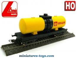 Le wagon à bogies citerne Shell en miniature par Lima au H0