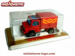 Le camion Mercedes Unimog Fire Service en miniature de Majorette au 1/87e