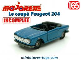 La Peugeot 204 bleue miniature de Majorette au 1/65e incomplète