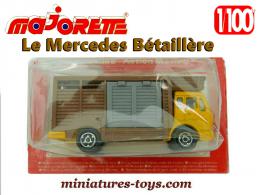 Le camion Mercedes Bétaillère en miniature de Majorette au 1/100e