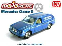 Le break Mercedes Classe E Assistance en miniature de Majorette au 1/37e