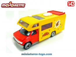 Le Camping-car Winnebago du cirque Pinder par Majorette au 1/43e