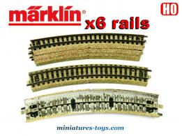 Un lot de 6 rails ferroviaires courbes en métal 3 voies de Marklin au H0 HO