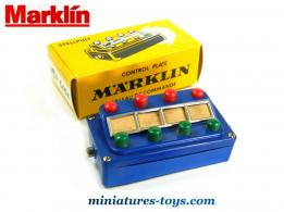 Le tableau de commande 8 prises pour réseau de trains miniatures Marklin