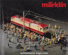 Le catalogue Marklin 1980 des trains et voitures miniatures sur circuits