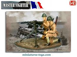 Les servants français 1940 de la mitrailleuse Hotchkiss en figurines au 1/48e