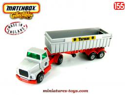 Le Ford LTS et sa semi remorque benne miniature de Matchbox au 1/55e