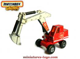 La pelleteuse excavatrice O K en miniature de Matchbox au 1/50e