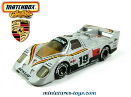 La Porsche 956 Kremer CKS miniature de Matchbox Macao au 1/40e