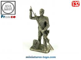 Le Grenadier blessé de la vieille garde à Waterloo en figurine par MHSP au 1/32e