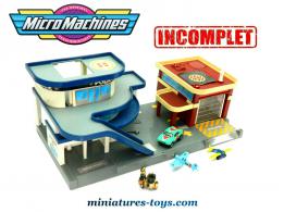 La caserne de pompiers et de Police par Micro Machines Galoob incomplet