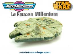 Le Faucon Millenium Star Wars en miniature par Micro Machines Galoob