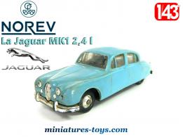 La Jaguar MK1 bleue en miniature par Norev au 1/43e avec son toit fendu