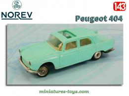 La Peugeot 404 verte Servo Direction en miniature de Norev au 1/43e