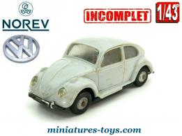 La Volkswagen 113 Coccinelle grise en miniature par Norev au 1/43e incomplète