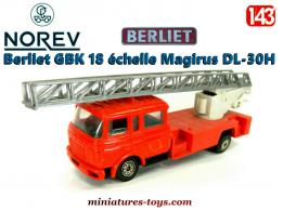 Le camion Berliet GBK 18 échelle pompiers de Paris miniature par Norev au 1/43e