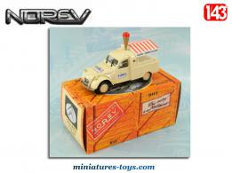La 2cv Citroën AZU de 1964 pick-up glaces Miko en miniature par Norev au 1/43e