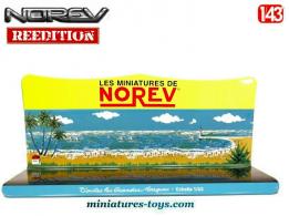 Le diorama présentoir double en métal de La route de Nice par Norev au 1/43e