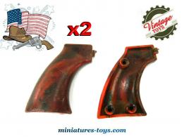 Les deux plaquettes de crosse pour pistolet jouet de type Colt Western