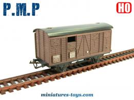 Le wagon couvert miniature par PMP au H0