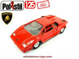 La belle Lamborghini Countach rouge en miniature de Polistil au 1/25e