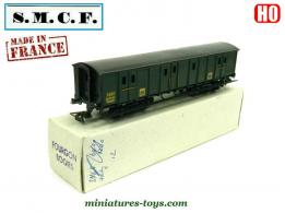 La voiture fourgon court a bogies miniature de SMCF au HO