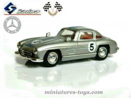 La Mercedes 300 SL Racing gris métal en miniature de Solido au 1/43e